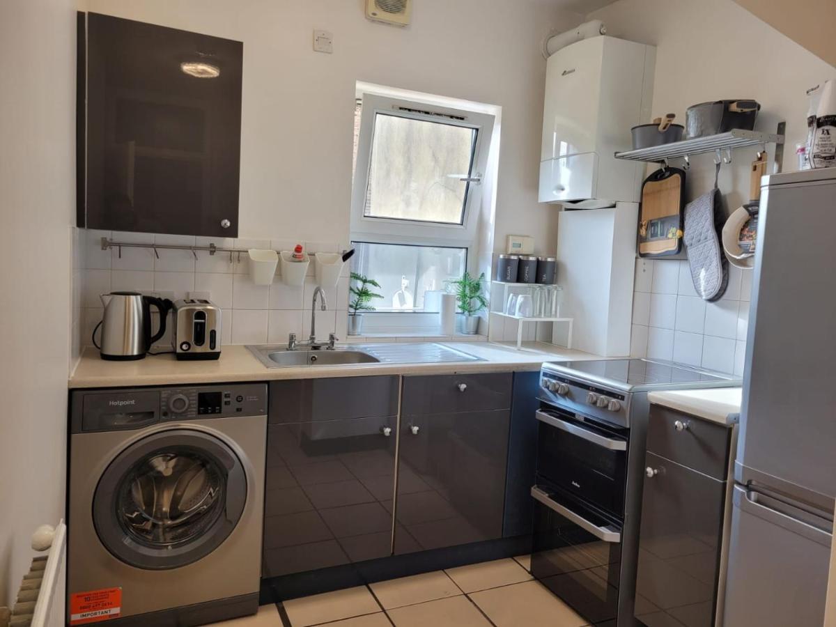 Stunning 1 Bedroom Apartment In 런던 외부 사진